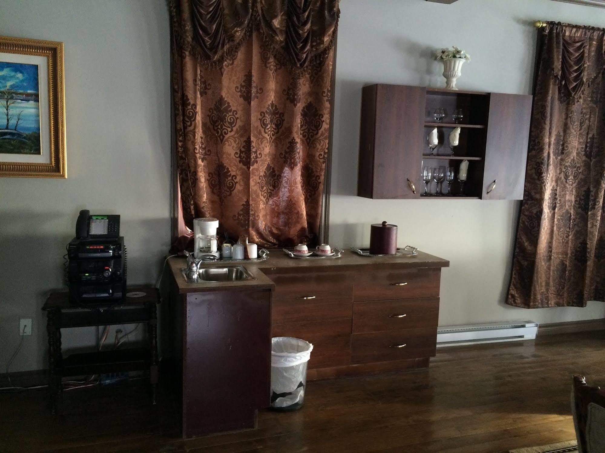 Auberge مونتيبيلو المظهر الخارجي الصورة